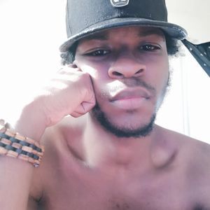 Meet your Posher, Luis